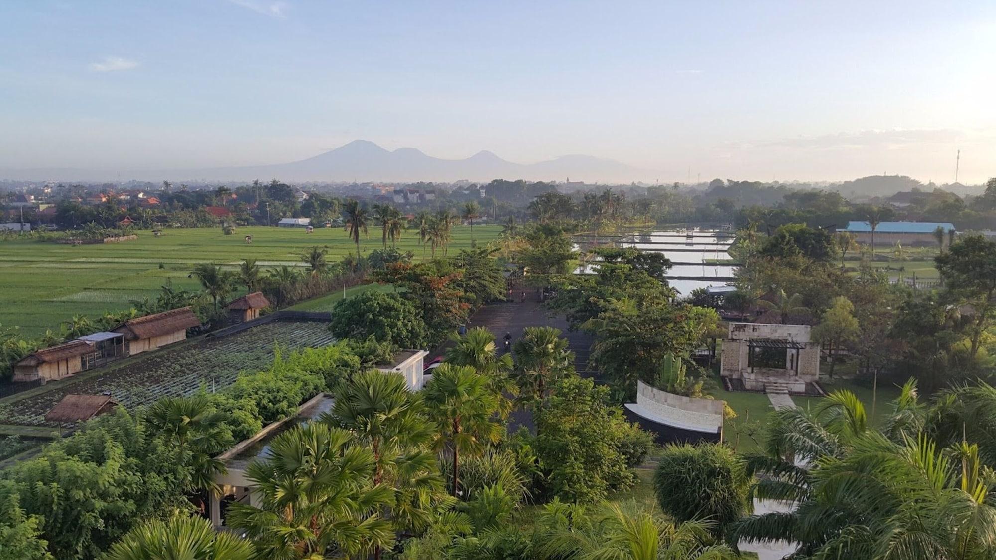 Готель Seminyak Garden Dalung  Екстер'єр фото
