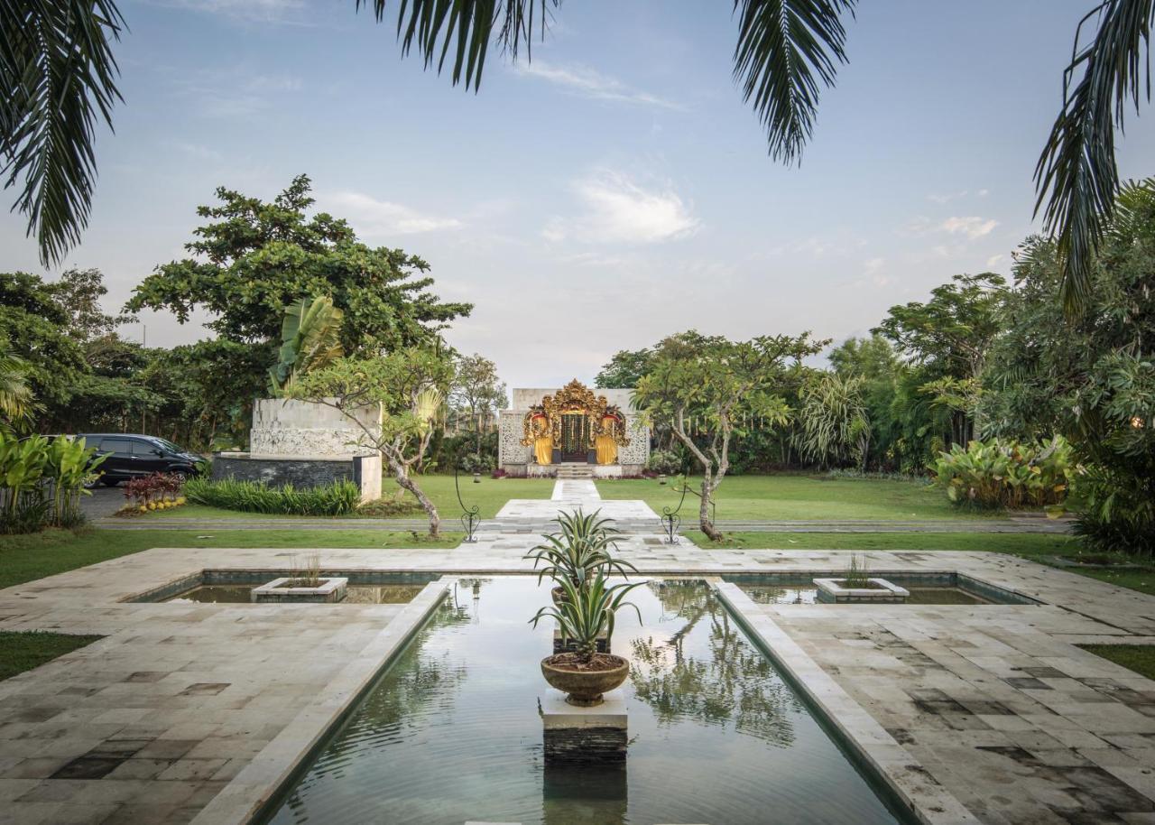 Готель Seminyak Garden Dalung  Екстер'єр фото