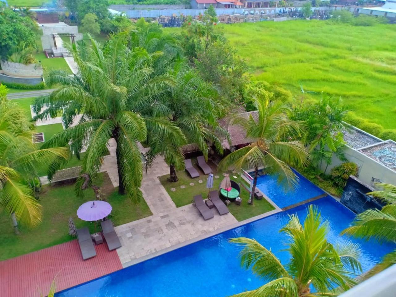Готель Seminyak Garden Dalung  Екстер'єр фото